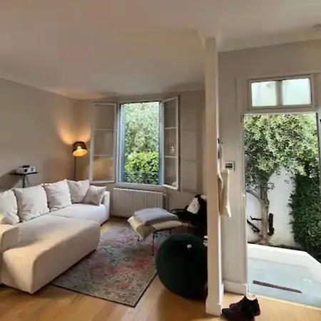 Lumineux Havre De Paix A 6 Minutes De Paris Holiday home
